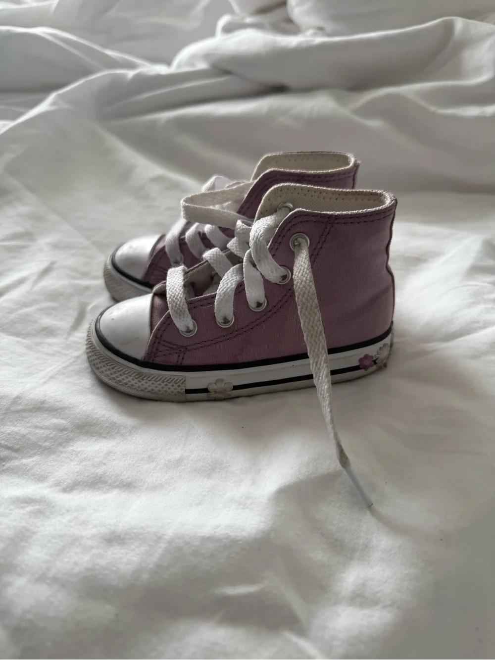 Converse Kids Pink High-Top Canvas Sneakers with Floral Details
